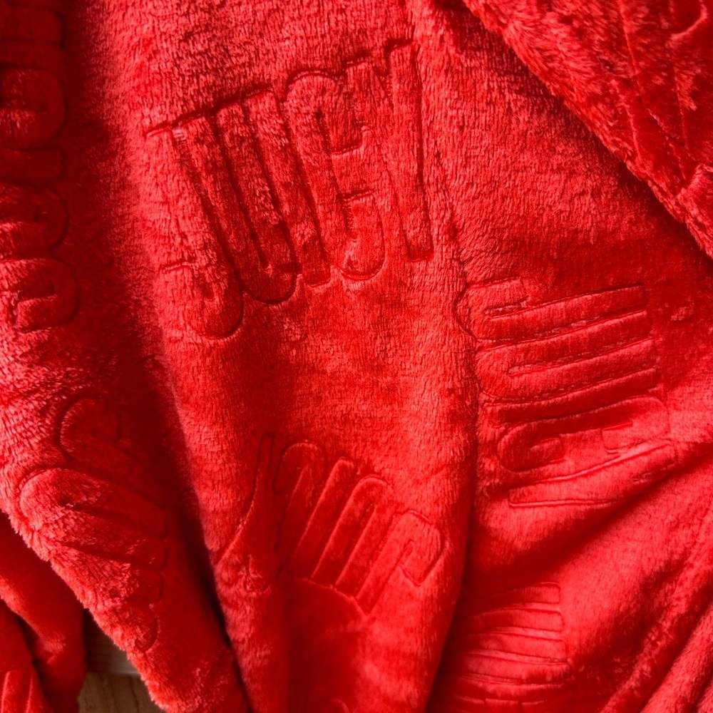 Juicy Couture Red Embossed Logo Short Robe - Picture 6 of 9